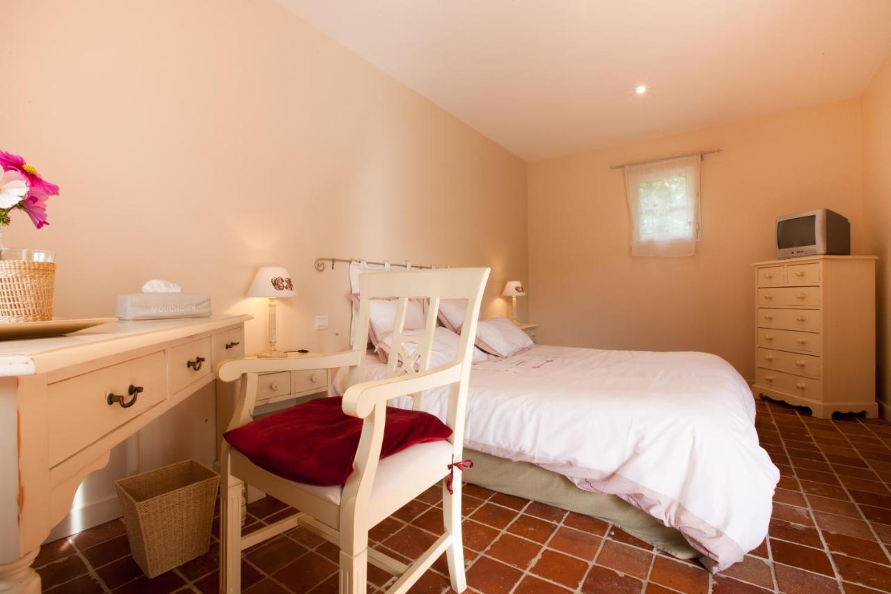 Domaine De La Combotte Bed & Breakfast Nantoux ภายนอก รูปภาพ