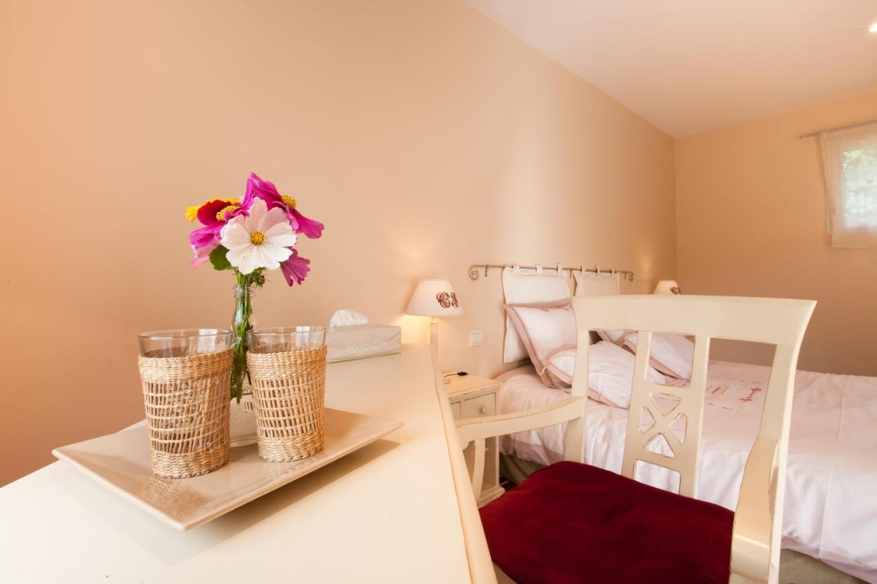 Domaine De La Combotte Bed & Breakfast Nantoux ภายนอก รูปภาพ