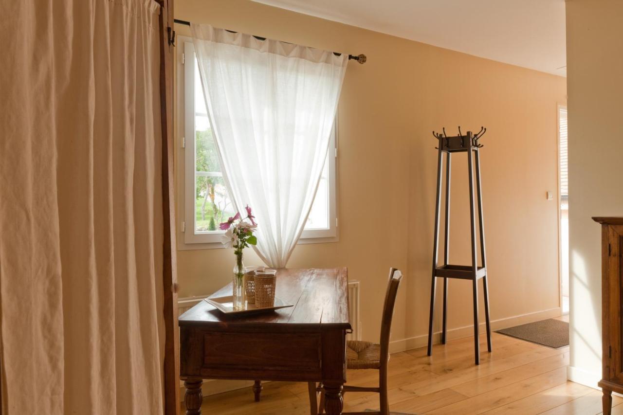 Domaine De La Combotte Bed & Breakfast Nantoux ภายนอก รูปภาพ
