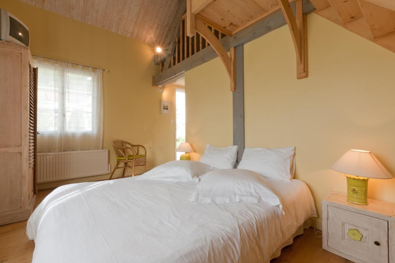 Domaine De La Combotte Bed & Breakfast Nantoux ภายนอก รูปภาพ