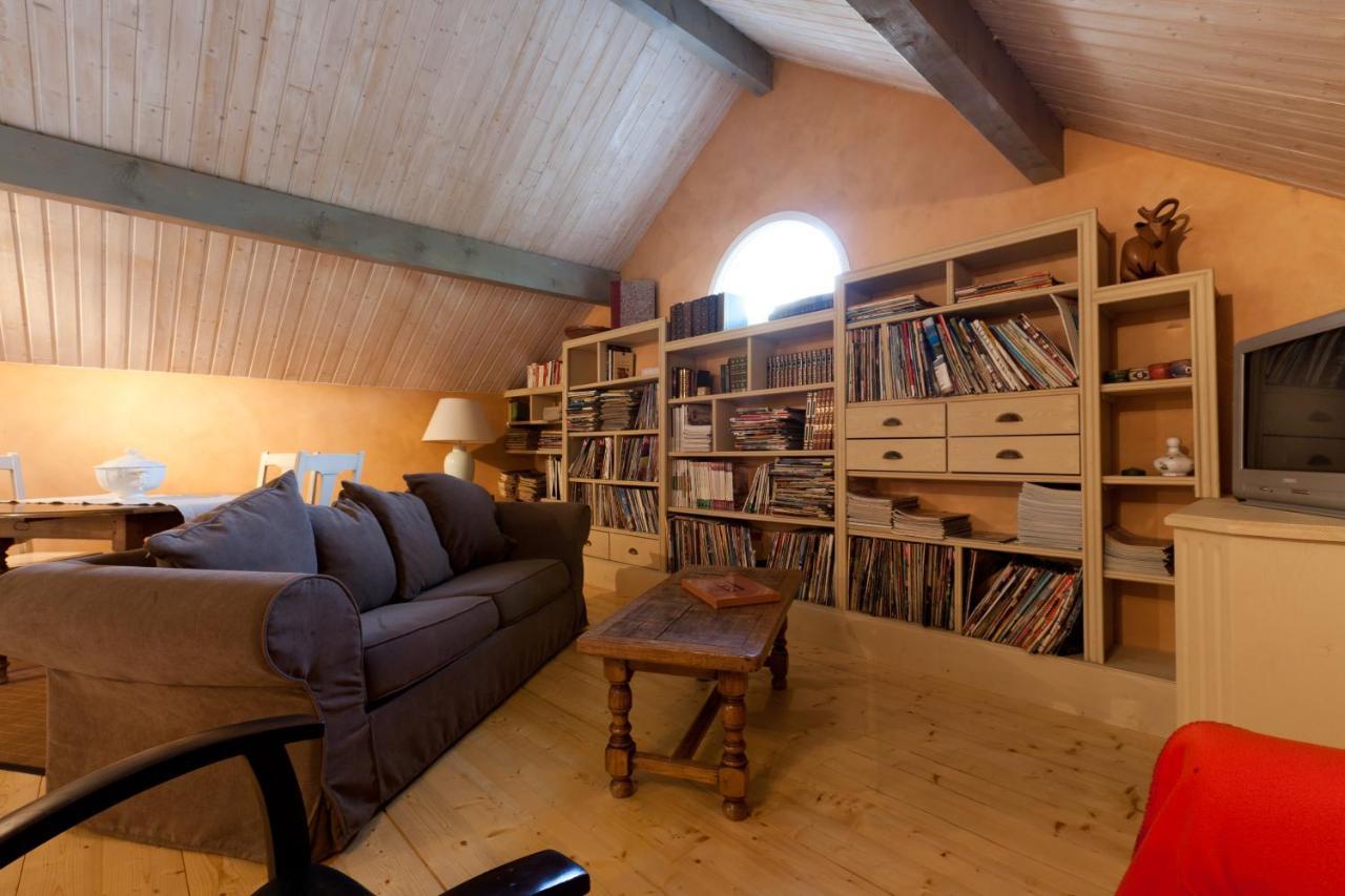 Domaine De La Combotte Bed & Breakfast Nantoux ภายนอก รูปภาพ
