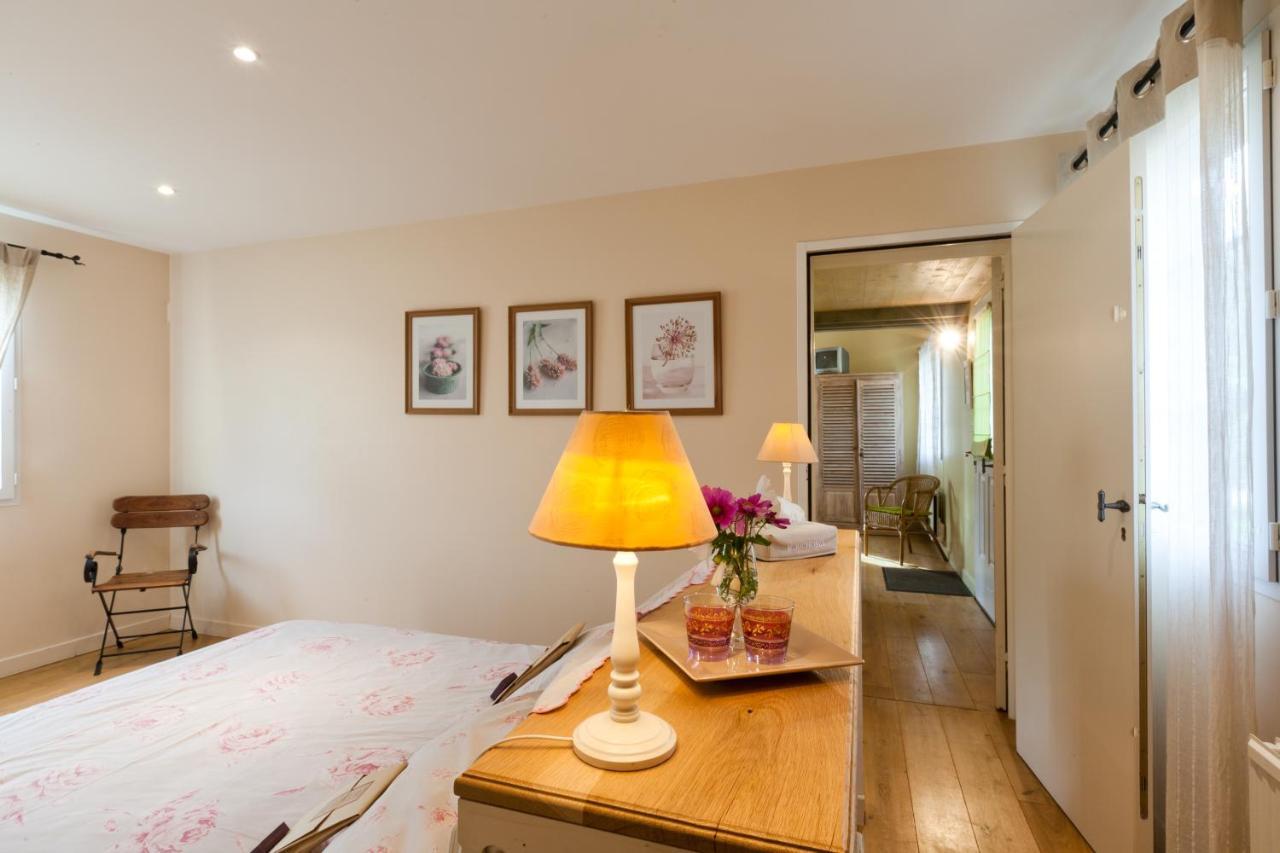 Domaine De La Combotte Bed & Breakfast Nantoux ภายนอก รูปภาพ