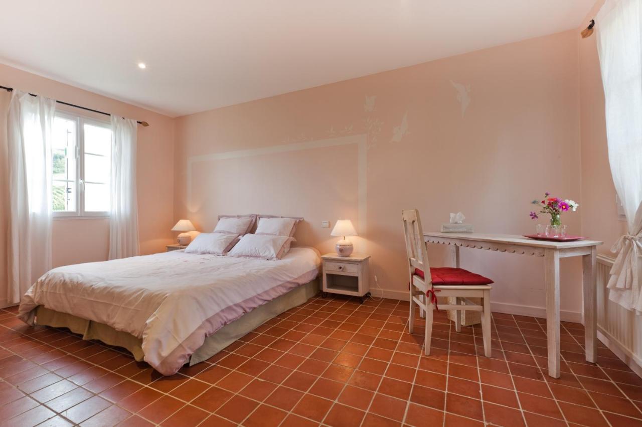 Domaine De La Combotte Bed & Breakfast Nantoux ภายนอก รูปภาพ